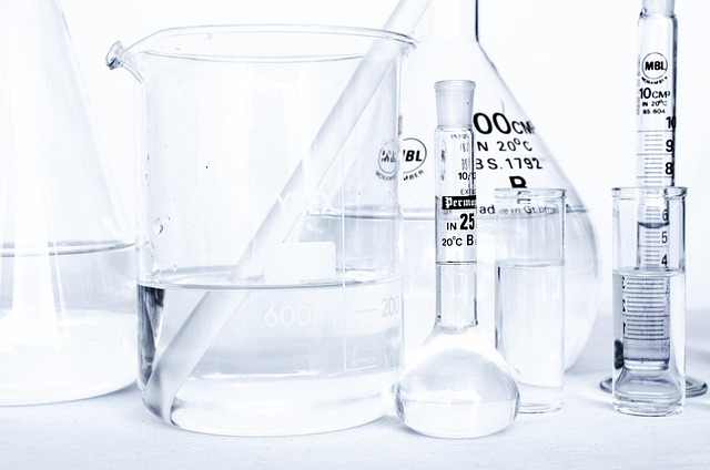 四甲基乙二胺 TEMED在制備聚氨酯人工革和合成革中的應用研究