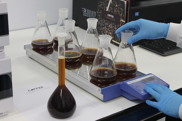 可用于膠黏劑的環(huán)保潛固化劑，賦予制品高強(qiáng)度和耐化學(xué)腐蝕性